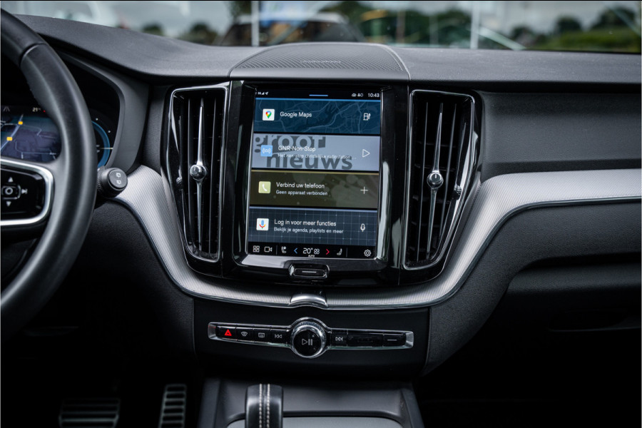 Volvo XC60 2.0 T6 Recharge AWD R-Design ** Luchtvering ** Panodak ** 360 HUD ** Trekhaak