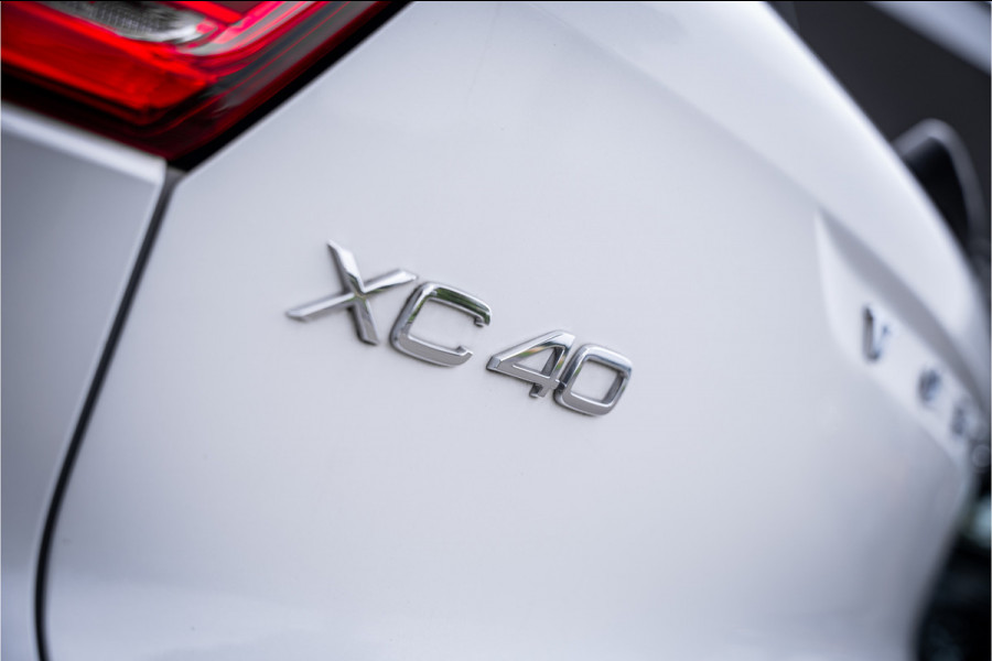 Volvo XC40 2.0 B4 R-Design - Seat Pack - Lightning Pack 2.000kg trekgewicht!!
