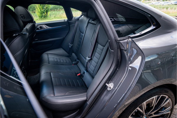 BMW 4 Serie Gran Coupé M440i xDrive High Executive **M SPORT PACKAGE PRO** PANODAK