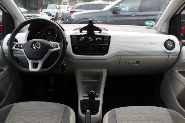 Volkswagen up! 1.0 BMT up! beats / Bluetooth / 15'' LMV / LED Dagrijverlichting / Stuurbekrachtiging / Elektr. ramen / Airco / Radio