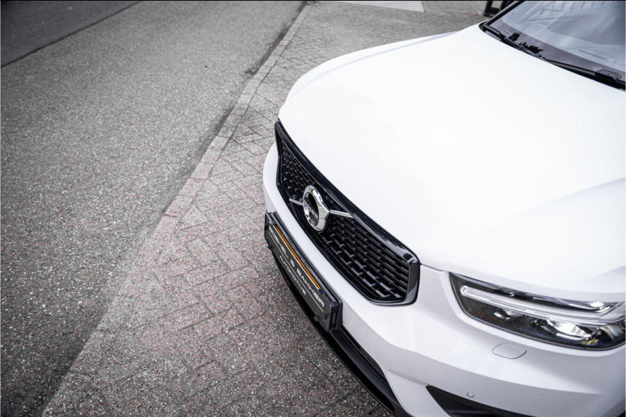 Volvo XC40 2.0 B4 R-Design - Seat Pack - Lightning Pack 2.000kg trekgewicht!!