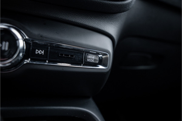 Volvo XC40 2.0 B4 R-Design - Seat Pack - Lightning Pack 2.000kg trekgewicht!!