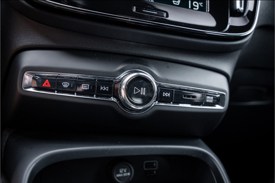 Volvo XC40 2.0 B4 R-Design - Seat Pack - Lightning Pack 2.000kg trekgewicht!!
