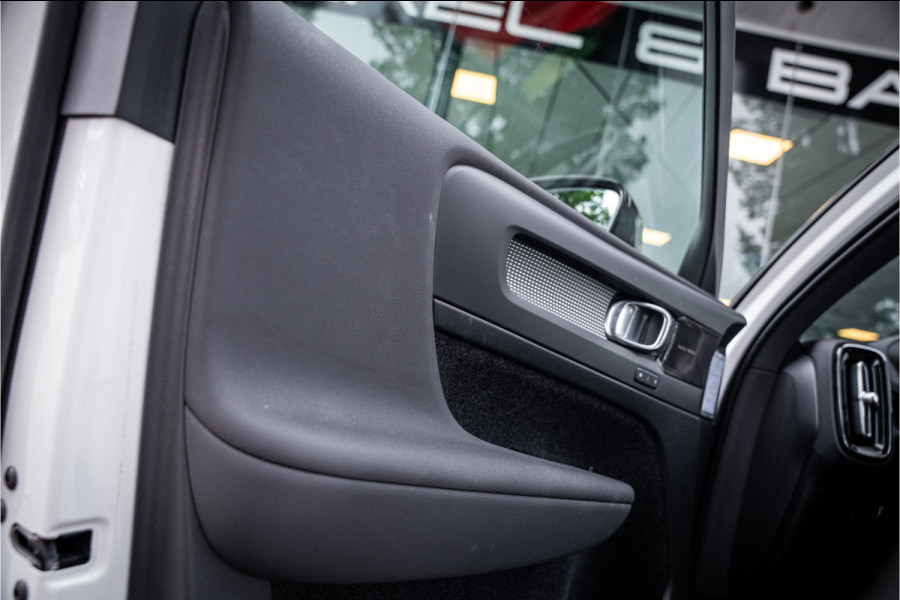 Volvo XC40 2.0 B4 R-Design - Seat Pack - Lightning Pack 2.000kg trekgewicht!!