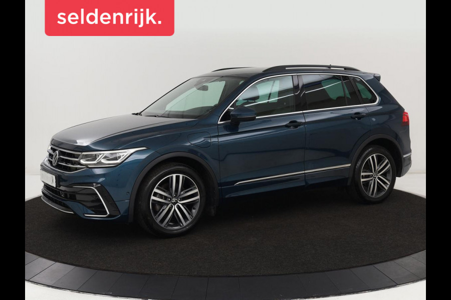 Volkswagen Tiguan 1.4 TSI eHybrid R-Line | Stoelverwarming | Trekhaak | Camera | Adaptive cruise | Stuurverwarming | Matrix LED | Carplay | Virtual Cockpit | Navigatie | PHEV