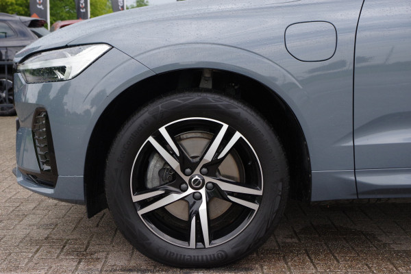 Volvo XC60 2.0 T6 Plug-in hybrid AWD 350 PK Plus Dark, Panoramadak, Luchtvering, Keyless, Memory, Carplay