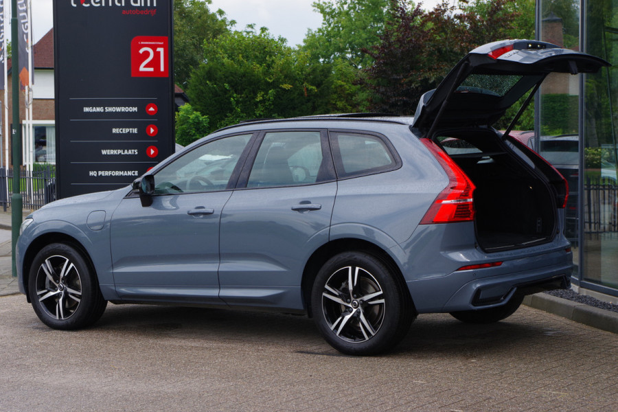 Volvo XC60 2.0 T6 Plug-in hybrid AWD 350 PK Plus Dark, Panoramadak, Luchtvering, Keyless, Memory, Carplay