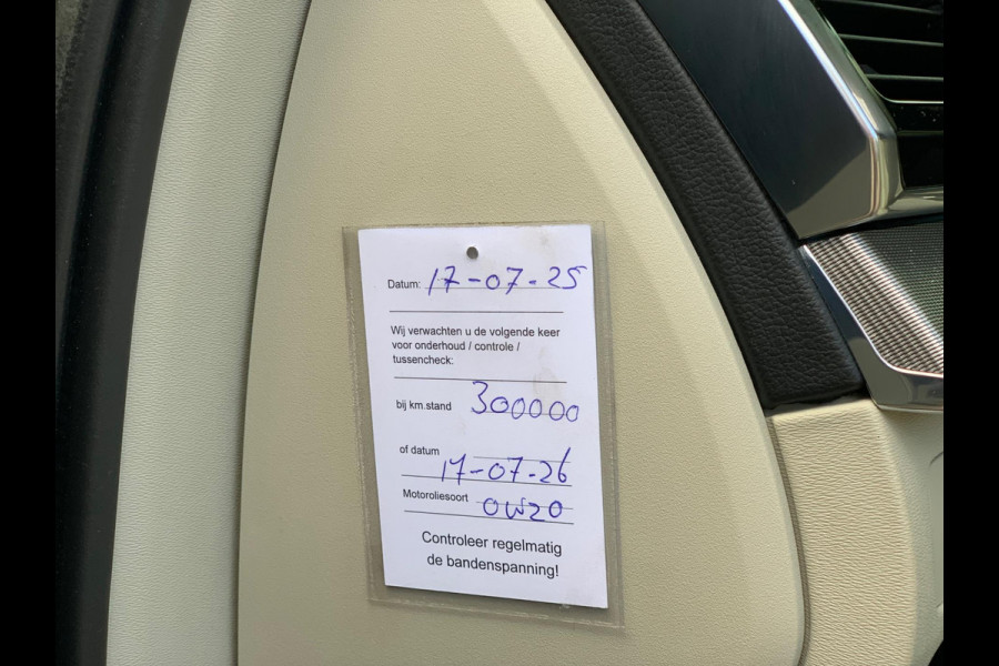 Volvo XC90 2.0 T8 Twin Engine AWD Inscription 7P 2017 PANO FULL DEALER ONDERHOUDEN!
