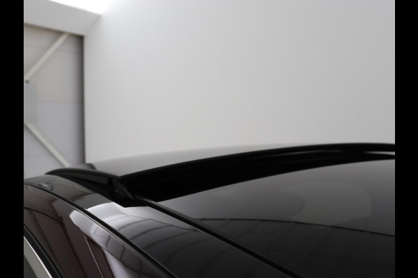 Renault Talisman 1.3 TCe Initiale Paris | Panoramadak | Stoelventilatie | Head-Up | Leder | Camera | Trekhaak | Adaptive cruise | Carplay | 4 Control | Matrix LED | Navigatie | Keyless | Massage