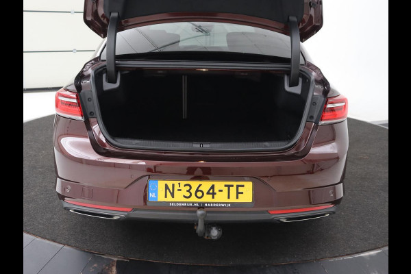Renault Talisman 1.3 TCe Initiale Paris | Panoramadak | Stoelventilatie | Head-Up | Leder | Camera | Trekhaak | Adaptive cruise | Carplay | 4 Control | Matrix LED | Navigatie | Keyless | Massage