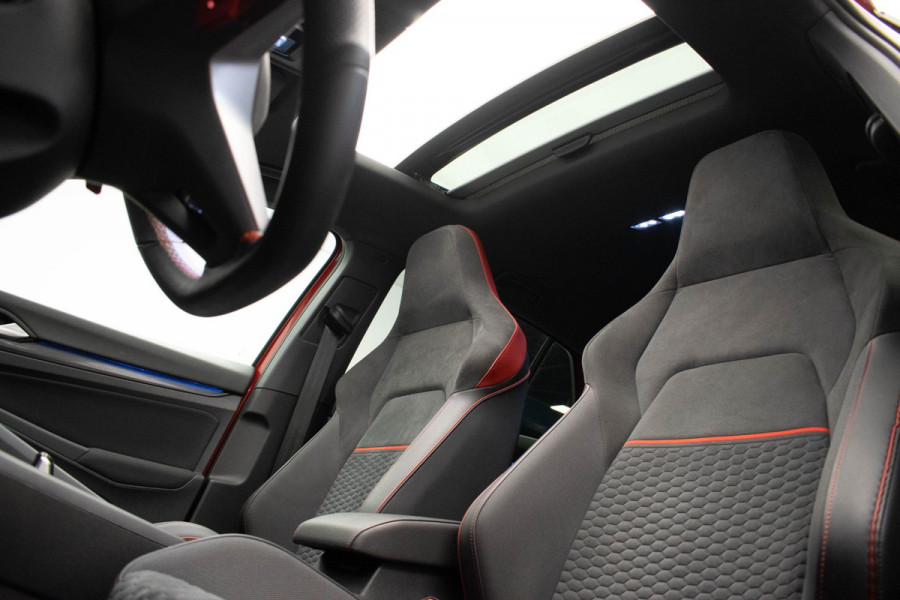 Volkswagen Golf 2.0 TSI GTI |Pano|HUD|Nurburg|H&K|IQ|