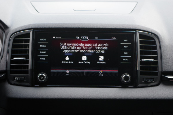 Škoda Karoq 1.5 TSI ACT Sportline 150 PK Automaat BNS, Trekhaak, Keyless, Winterpakket, Camera