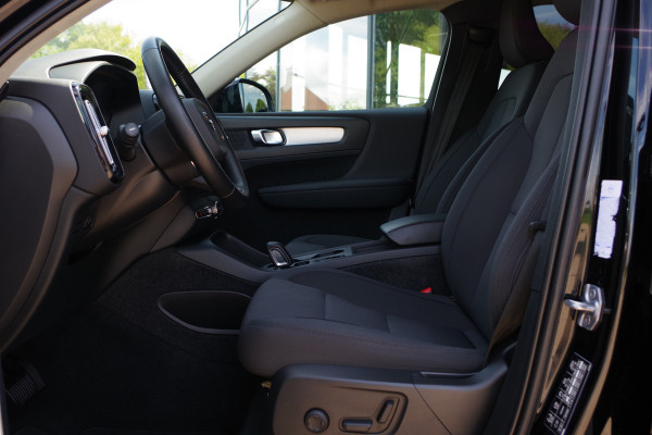 Volvo XC40 1.5 T5 263 PK PHEV Recharge Inscription Expression, 360 Camera, Memory, 19" LM, Blind Spot, Carplay