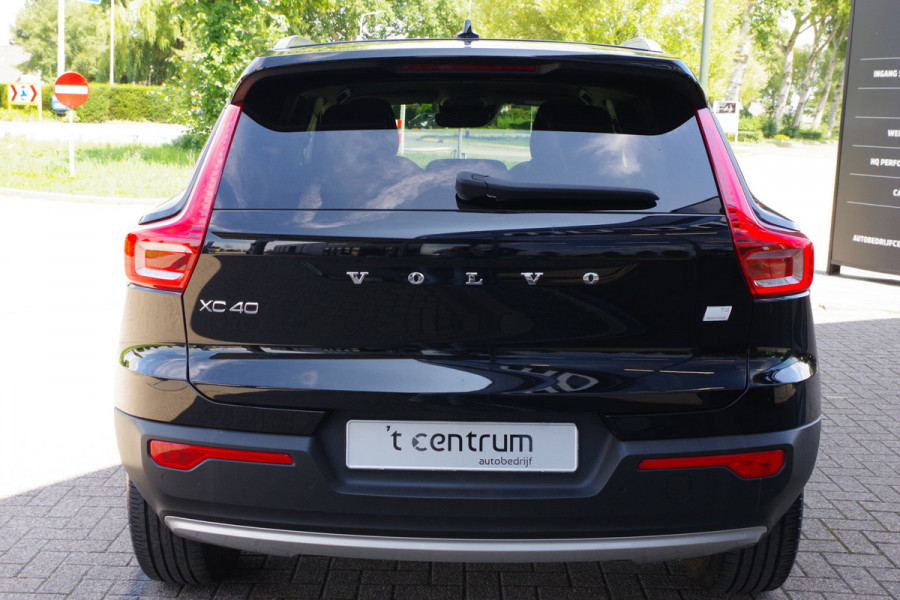 Volvo XC40 1.5 T5 263 PK PHEV Recharge Inscription Expression, 360 Camera, Memory, 19" LM, Blind Spot, Carplay