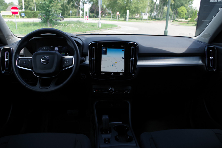 Volvo XC40 1.5 T5 263 PK PHEV Recharge Inscription Expression, 360 Camera, Memory, 19" LM, Blind Spot, Carplay