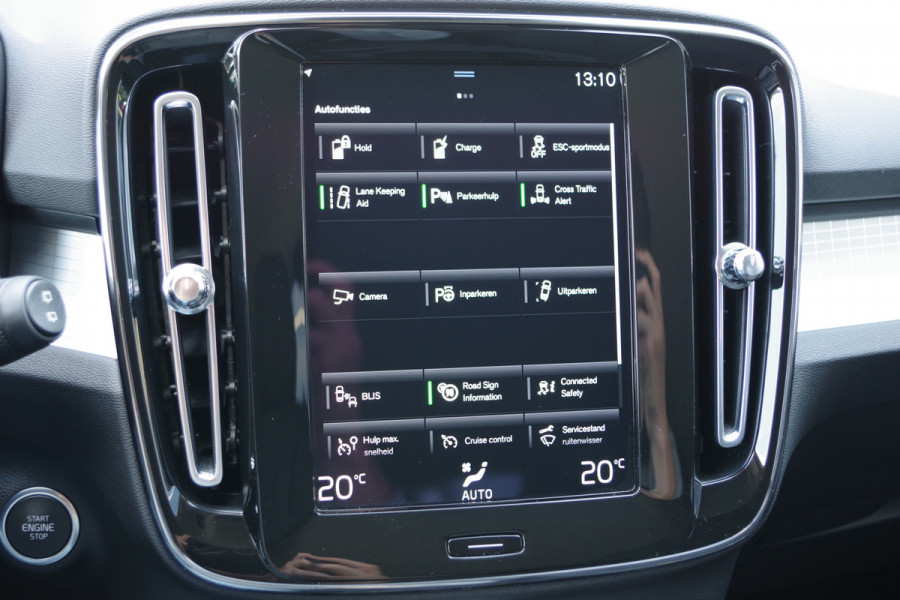 Volvo XC40 1.5 T5 263 PK PHEV Recharge Inscription Expression, 360 Camera, Memory, 19" LM, Blind Spot, Carplay