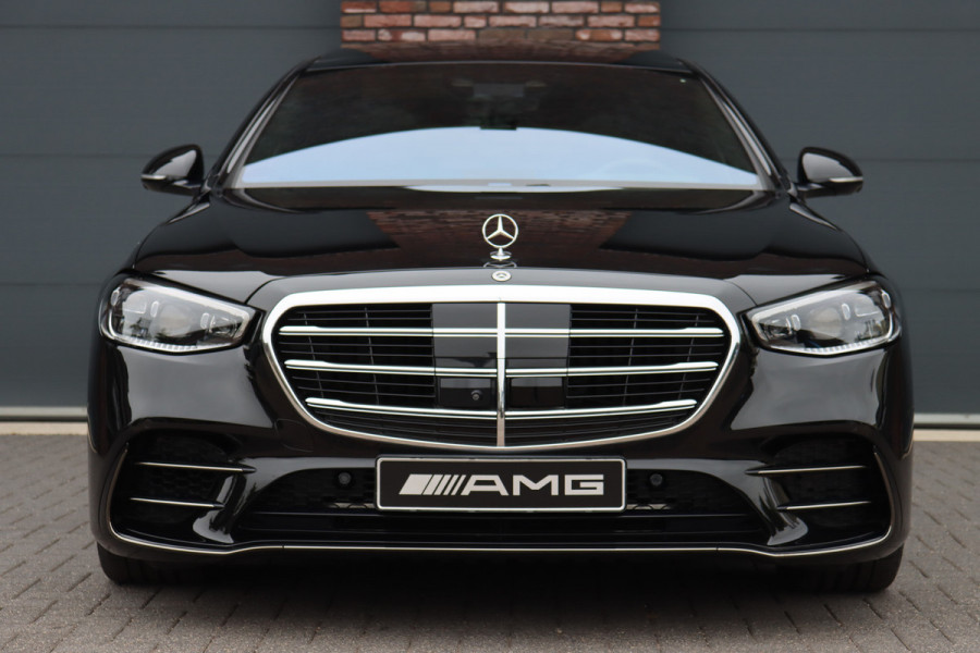 Mercedes-Benz S-Klasse 580 V8 4MATIC Lang AMG Line Aut9 | Airmatic | Chauffeurspakket | Achterasbesturing | Drive Pilot | Augmented HUD | Distronic+ | Burmester | Nappa Leder | 3D-Display | Vlakkenverwarming | Zonweringspakket |