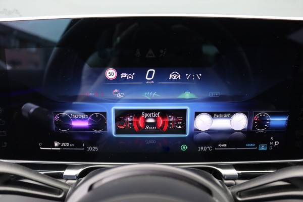Mercedes-Benz S-Klasse 580 V8 4MATIC Lang AMG Line Aut9 | Airmatic | Chauffeurspakket | Achterasbesturing | Drive Pilot | Augmented HUD | Distronic+ | Burmester | Nappa Leder | 3D-Display | Vlakkenverwarming | Zonweringspakket |