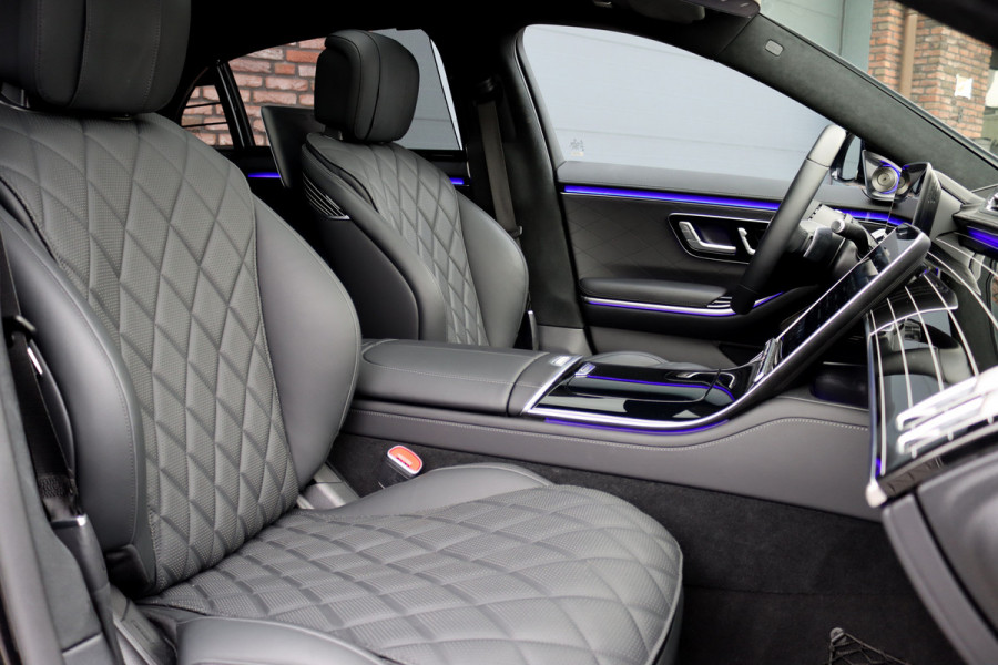 Mercedes-Benz S-Klasse 580 V8 4MATIC Lang AMG Line Aut9 | Airmatic | Chauffeurspakket | Achterasbesturing | Drive Pilot | Augmented HUD | Distronic+ | Burmester | Nappa Leder | 3D-Display | Vlakkenverwarming | Zonweringspakket |