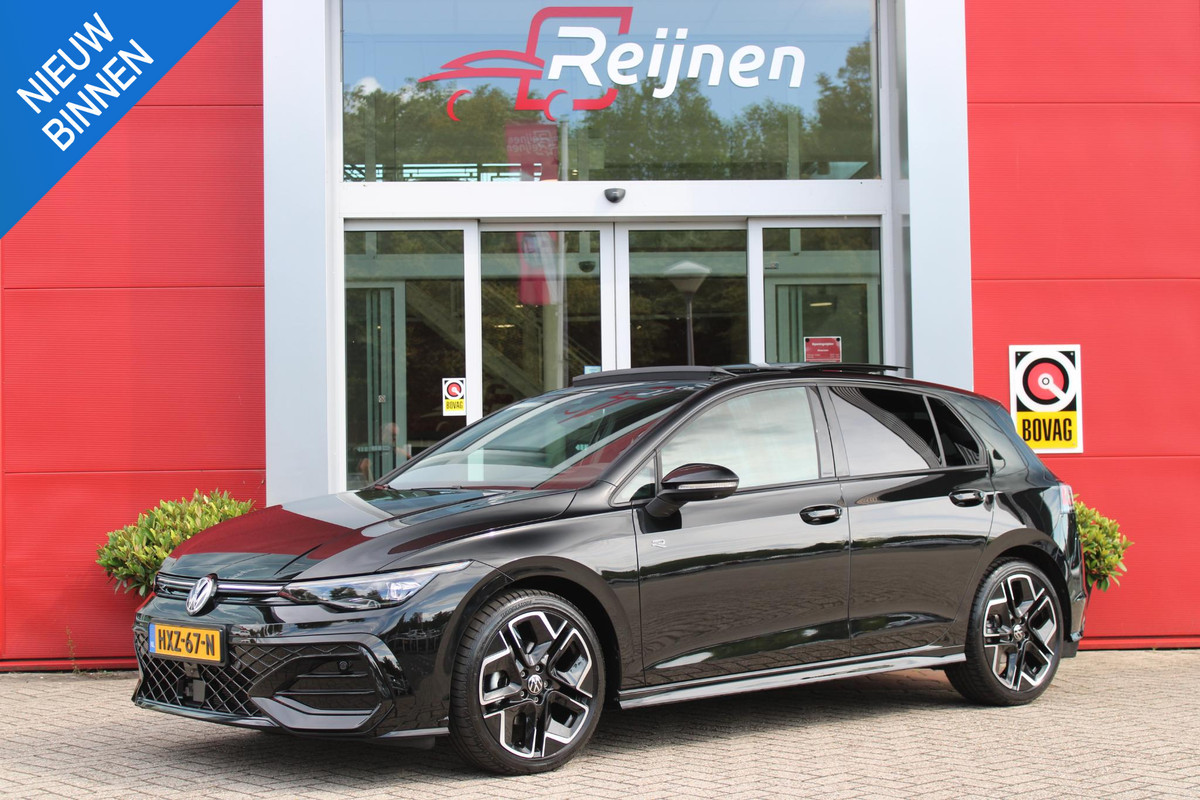 Volkswagen Golf 1.5 eTSI 150PK AUTOMAAT R-LINE EDITION 8.5! | NIEUW MODEL! | PANORAMISCH SCHUIF/KANTEL DAK | LICHTMETALEN VELGEN 18" "YORK" | 360˚ CAMERA | 3-ZONE AIRCONDITIONING INCL. AIRCARE | RIJASSISTENT PAKKET O.A. ADAPTIVE CRUISE CONTROL, LANE ASSIST, DODEHOEK DETECTIE | NAVIGATIE | HEAD UP DISPLAY | STOEL/STUUR VERWARMING | DESIGN PAKKET BLACK STYLE MET LED MATRIX KOPLAMPEN |