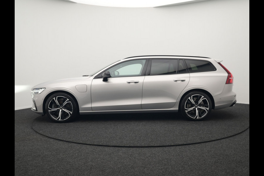 Volvo V60 T8 Plug-in hybrid AWD Plus Dark Plug in Hybrid 455pk Dealer O.H. PHEV | Adaptive Cruise | 360 Camera | Lederen Sportstoelen Memory & Verwarmd | Harman Kardon | Pilot Assist | Google Assistent | Apple Carplay | Keyless | Google Maps |  Virtual | DAB