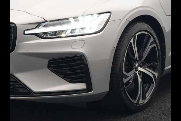 Volvo V60 T8 Plug-in hybrid AWD Plus Dark Plug in Hybrid 455pk Dealer O.H. PHEV | Adaptive Cruise | 360 Camera | Lederen Sportstoelen Memory & Verwarmd | Harman Kardon | Pilot Assist | Google Assistent | Apple Carplay | Keyless | Google Maps |  Virtual | DAB