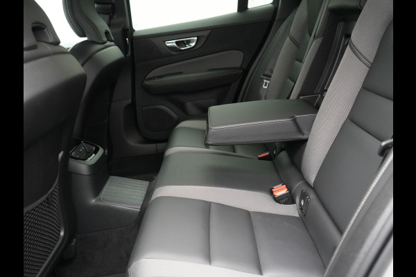 Volvo V60 T8 Plug-in hybrid AWD Plus Dark Plug in Hybrid 455pk Dealer O.H. PHEV | Adaptive Cruise | 360 Camera | Lederen Sportstoelen Memory & Verwarmd | Harman Kardon | Pilot Assist | Google Assistent | Apple Carplay | Keyless | Google Maps |  Virtual | DAB