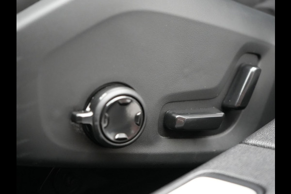 Volvo V60 T8 Plug-in hybrid AWD Plus Dark Plug in Hybrid 455pk Dealer O.H. PHEV | Adaptive Cruise | 360 Camera | Lederen Sportstoelen Memory & Verwarmd | Harman Kardon | Pilot Assist | Google Assistent | Apple Carplay | Keyless | Google Maps |  Virtual | DAB