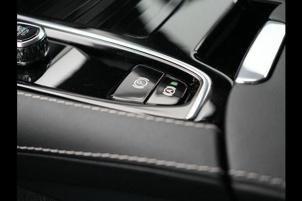 Volvo V60 T8 Plug-in hybrid AWD Plus Dark Plug in Hybrid 455pk Dealer O.H. PHEV | Adaptive Cruise | 360 Camera | Lederen Sportstoelen Memory & Verwarmd | Harman Kardon | Pilot Assist | Google Assistent | Apple Carplay | Keyless | Google Maps |  Virtual | DAB