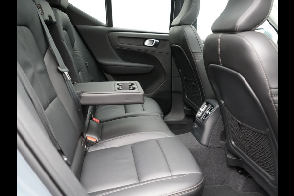 Volvo XC40 T4 Recharge Inscription Plug In Hybrid 211pk Dealer O.H PHEV | Trekhaak Af Fabriek | Panodak | Adaptive Cruise | Camera | Lederen Sportstoelen Memory & Verwarmd | Harman Kardon | Pilot Assist | Apple Carplay | Virtual | DAB |