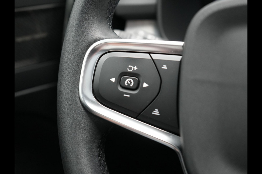 Volvo XC40 T4 Recharge Inscription Plug In Hybrid 211pk Dealer O.H PHEV | Trekhaak Af Fabriek | Panodak | Adaptive Cruise | Camera | Lederen Sportstoelen Memory & Verwarmd | Harman Kardon | Pilot Assist | Apple Carplay | Virtual | DAB |