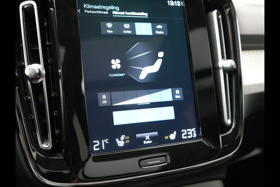 Volvo XC40 T4 Recharge Inscription Plug In Hybrid 211pk Dealer O.H PHEV | Trekhaak Af Fabriek | Panodak | Adaptive Cruise | Camera | Lederen Sportstoelen Memory & Verwarmd | Harman Kardon | Pilot Assist | Apple Carplay | Virtual | DAB |