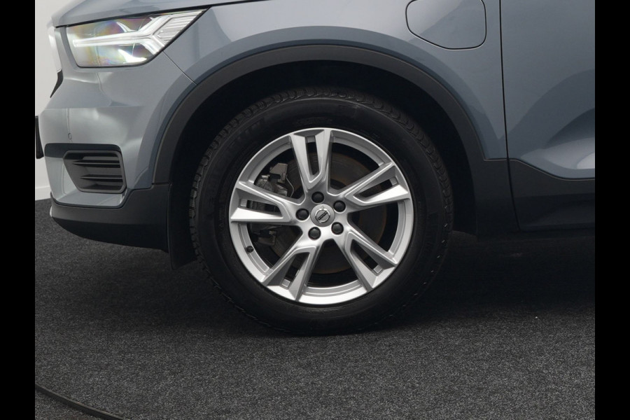 Volvo XC40 T4 Recharge Inscription Plug In Hybrid 211pk Dealer O.H PHEV | Trekhaak Af Fabriek | Panodak | Adaptive Cruise | Camera | Lederen Sportstoelen Memory & Verwarmd | Harman Kardon | Pilot Assist | Apple Carplay | Virtual | DAB |