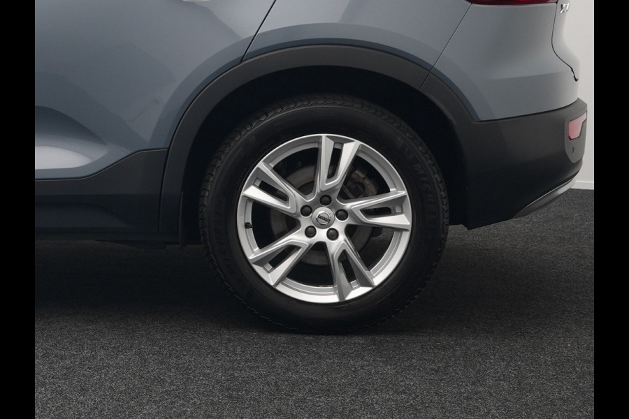 Volvo XC40 T4 Recharge Inscription Plug In Hybrid 211pk Dealer O.H PHEV | Trekhaak Af Fabriek | Panodak | Adaptive Cruise | Camera | Lederen Sportstoelen Memory & Verwarmd | Harman Kardon | Pilot Assist | Apple Carplay | Virtual | DAB |