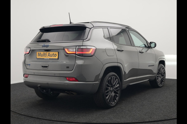 Jeep Compass 4xe 240 Plug-in Hybrid Electric S 240pk Dealer O.H PHEV | Trekhaak | Panodak | Adaptive Cruise | 360 Camera | Lederen Sportstoelen Memory & Ventilatie | Apple Carplay | Alpine Sound | Virtual | DAB |