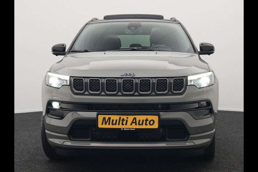 Jeep Compass 4xe 240 Plug-in Hybrid Electric S 240pk Dealer O.H PHEV | Trekhaak | Panodak | Adaptive Cruise | 360 Camera | Lederen Sportstoelen Memory & Ventilatie | Apple Carplay | Alpine Sound | Virtual | DAB |