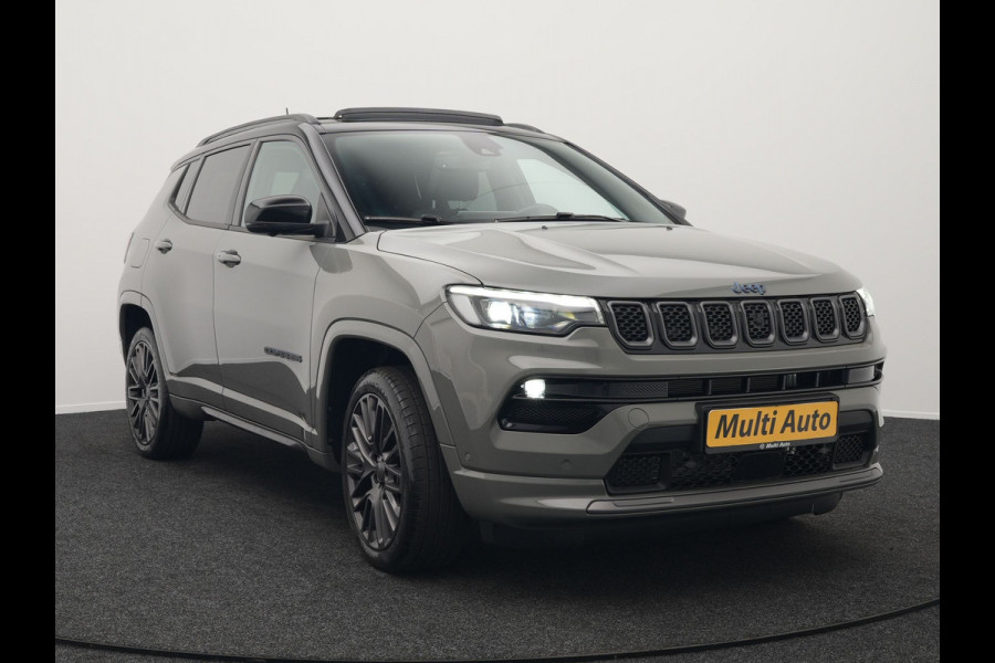 Jeep Compass 4xe 240 Plug-in Hybrid Electric S 240pk Dealer O.H PHEV | Trekhaak | Panodak | Adaptive Cruise | 360 Camera | Lederen Sportstoelen Memory & Ventilatie | Apple Carplay | Alpine Sound | Virtual | DAB |