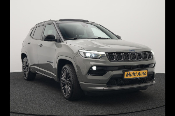 Jeep Compass 4xe 240 Plug-in Hybrid Electric S 240pk Dealer O.H PHEV | Trekhaak | Panodak | Adaptive Cruise | 360 Camera | Lederen Sportstoelen Memory & Ventilatie | Apple Carplay | Alpine Sound | Virtual | DAB |