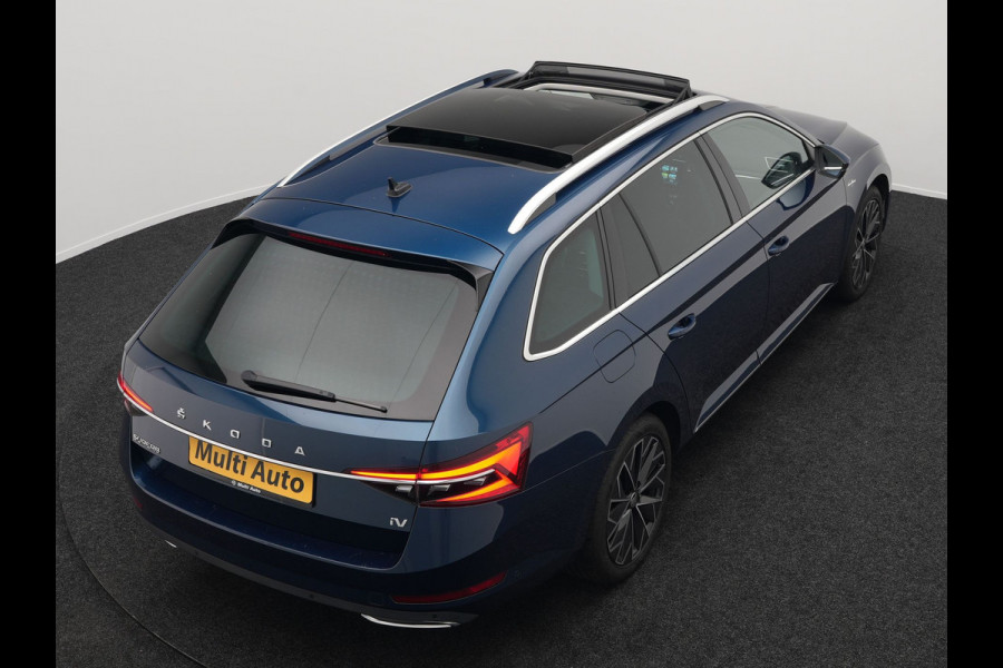 Škoda Superb Combi TSI iV Lauren & Klement Plug In Hybrid 218pk Dealer O.H PHEV | Panodak | Adaptive Cruise | 360 Camera | Lederen Sportstoelen Memory & Ventilatie | Lane assist | Navigatie | Apple Carplay | Virtual | Sfeerverlichting | Park Assist | DAB |