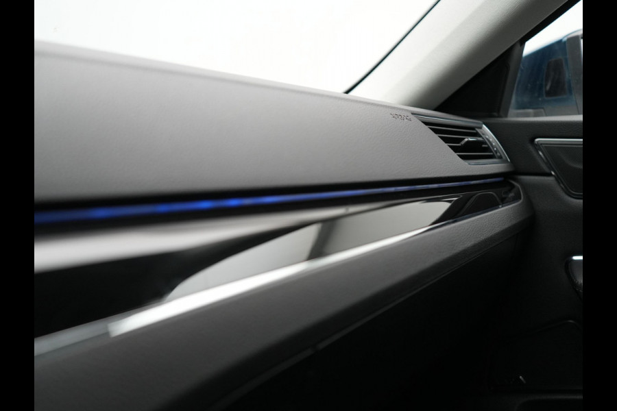 Škoda Superb Combi TSI iV Lauren & Klement Plug In Hybrid 218pk Dealer O.H PHEV | Panodak | Adaptive Cruise | 360 Camera | Lederen Sportstoelen Memory & Ventilatie | Lane assist | Navigatie | Apple Carplay | Virtual | Sfeerverlichting | Park Assist | DAB |