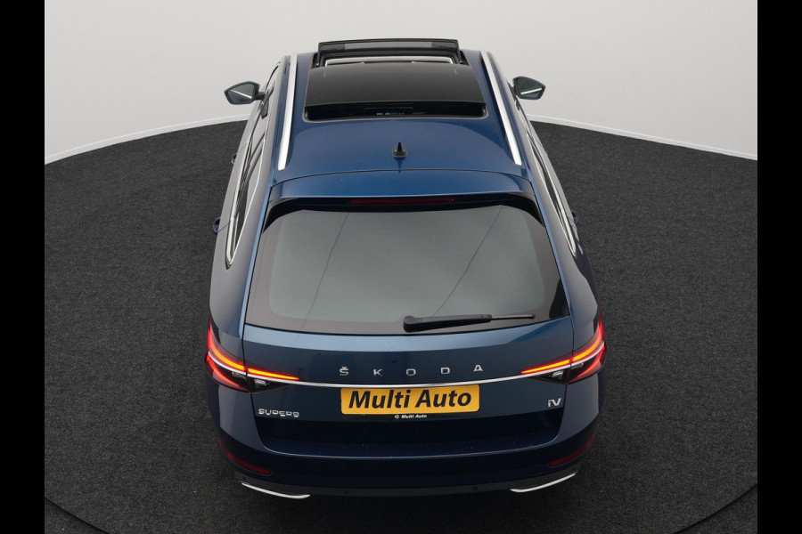 Škoda Superb Combi TSI iV Lauren & Klement Plug In Hybrid 218pk Dealer O.H PHEV | Panodak | Adaptive Cruise | 360 Camera | Lederen Sportstoelen Memory & Ventilatie | Lane assist | Navigatie | Apple Carplay | Virtual | Sfeerverlichting | Park Assist | DAB |