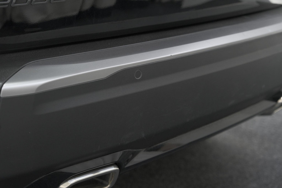 Peugeot 2008 PureTech 130 EAT8 Allure | 360 Camera | Adaptieve Cruise Control | Dodehoekdetectie | Navigatie