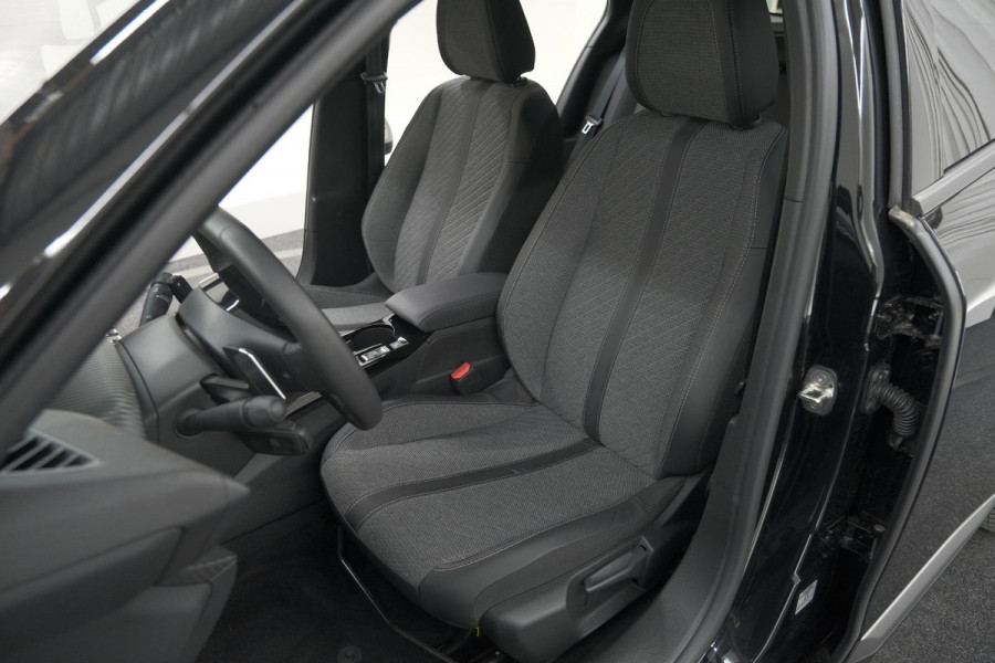 Peugeot 2008 PureTech 130 EAT8 Allure | 360 Camera | Adaptieve Cruise Control | Dodehoekdetectie | Navigatie