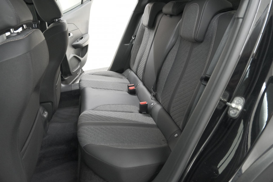 Peugeot 2008 PureTech 130 EAT8 Allure | 360 Camera | Adaptieve Cruise Control | Dodehoekdetectie | Navigatie