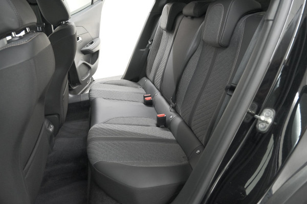Peugeot 2008 PureTech 130 EAT8 Allure | 360 Camera | Adaptieve Cruise Control | Dodehoekdetectie | Navigatie
