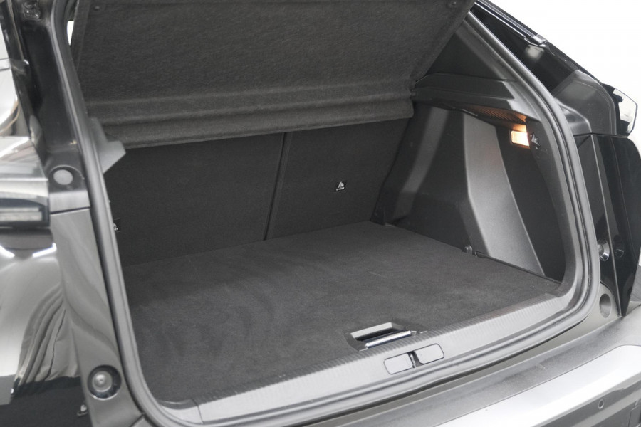 Peugeot 2008 PureTech 130 EAT8 Allure | 360 Camera | Adaptieve Cruise Control | Dodehoekdetectie | Navigatie