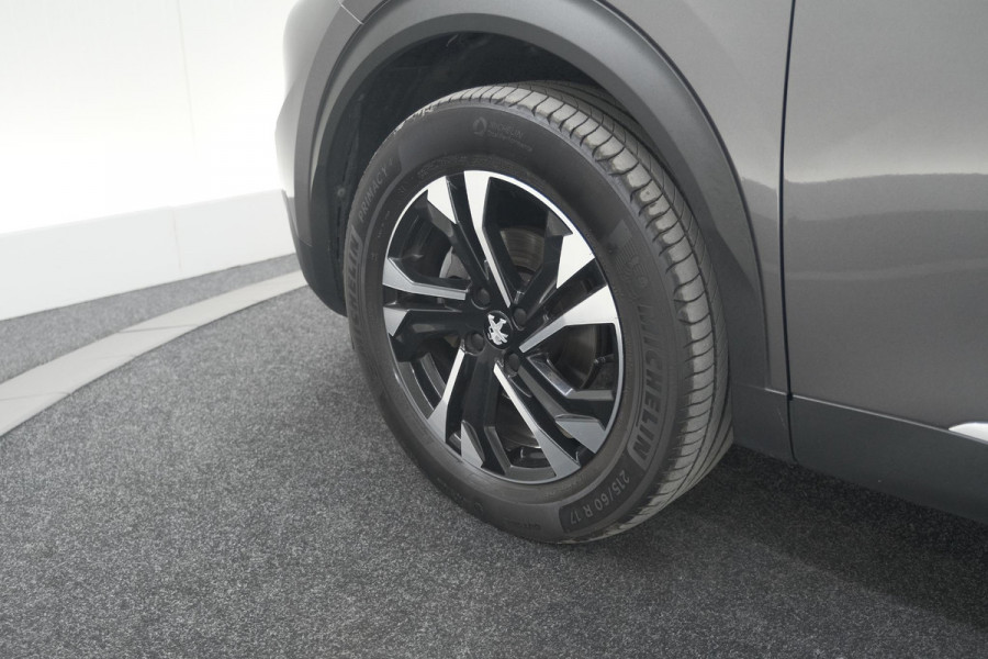Peugeot 2008 PureTech 130 EAT8 Allure Pack | Trekhaak | Camera | Navigatie | Parkeersensoren | Stoelverwarming