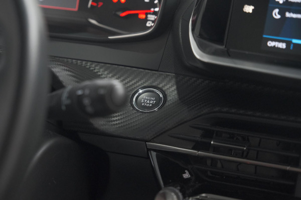Peugeot 2008 PureTech 130 EAT8 Allure Pack | Trekhaak | Camera | Navigatie | Parkeersensoren | Stoelverwarming