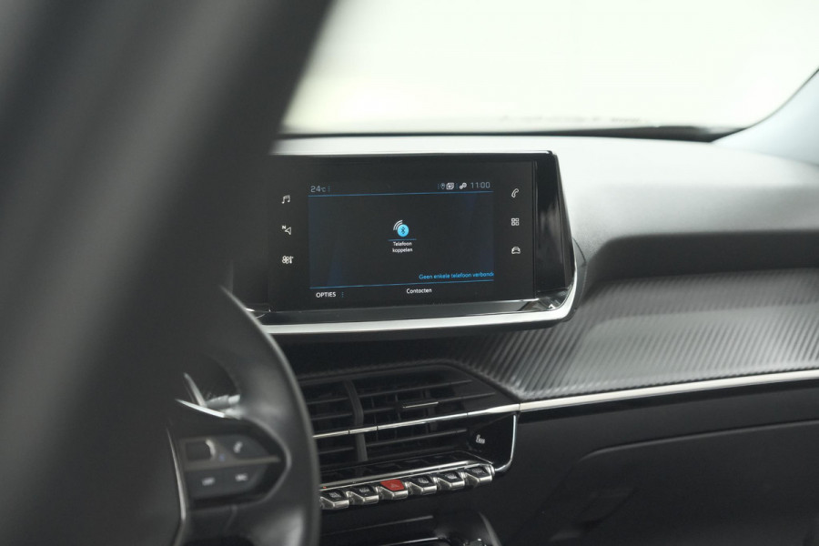 Peugeot 2008 PureTech 130 EAT8 Allure Pack | Trekhaak | Camera | Navigatie | Parkeersensoren | Stoelverwarming