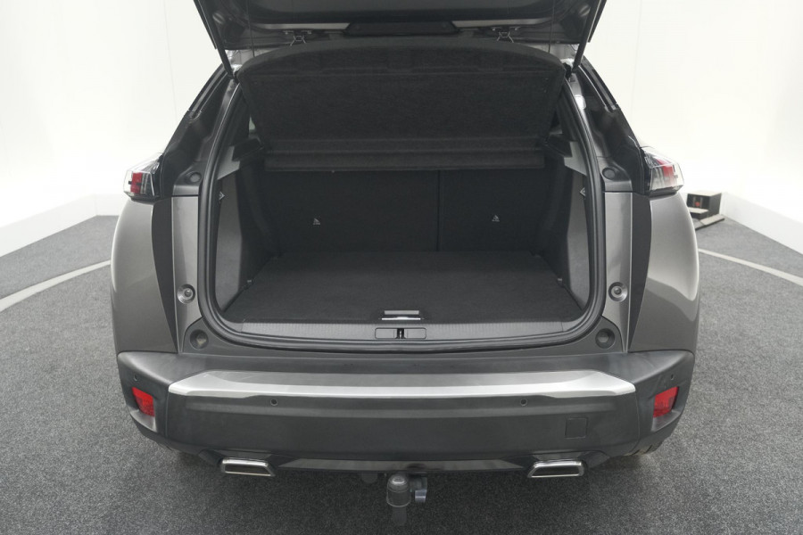 Peugeot 2008 PureTech 130 EAT8 Allure Pack | Trekhaak | Camera | Navigatie | Parkeersensoren | Stoelverwarming